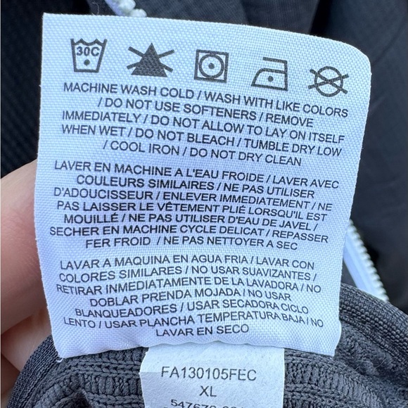 Michael Jordan Men’s Hooded Zip Up Lined Windbreaker - Gray; Size XL - Picture 9 of 13